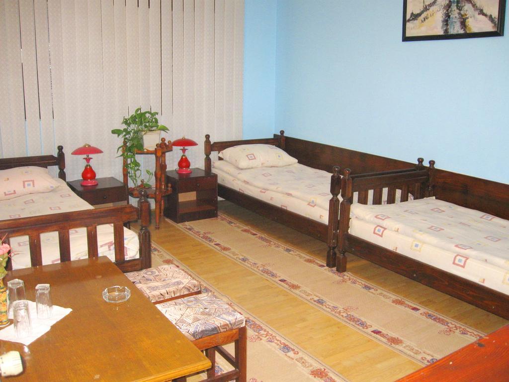 Amfora Rooms Caribrod 디미트로프그라드 객실 사진
