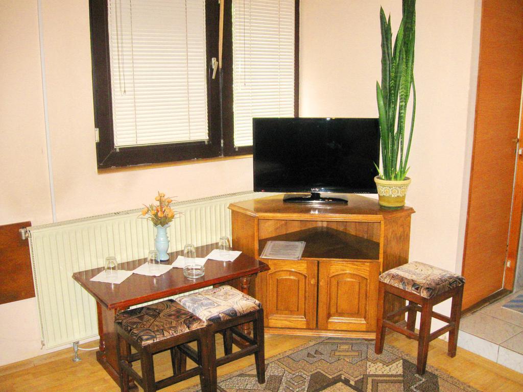 Amfora Rooms Caribrod 디미트로프그라드 객실 사진