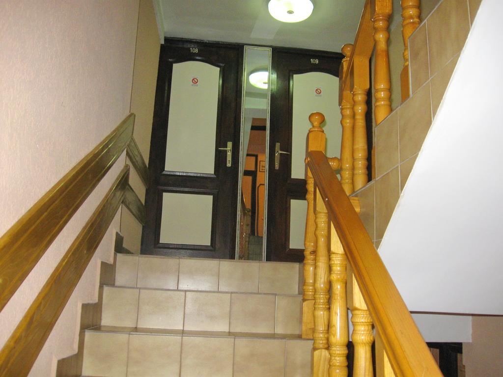Amfora Rooms Caribrod 디미트로프그라드 외부 사진